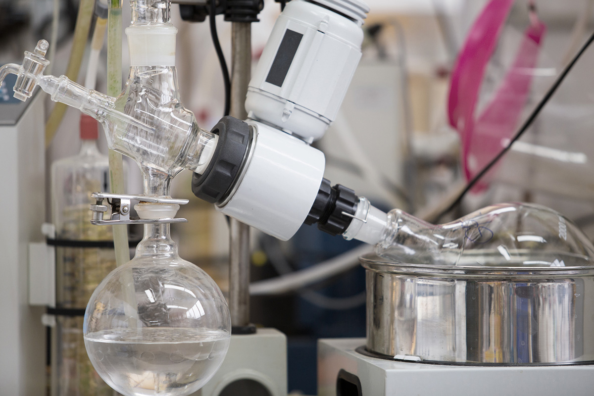 What Cannabis Extraction Equipment Should I Invest In? - Drake Chillers